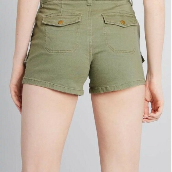 Modcloth Portland Midrise Cargo Utility Shorts 28 - Picture 3 of 8
